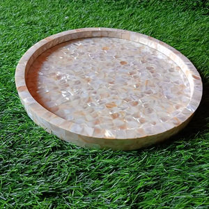 Plateaux de service exquis en bois pour desserts et bonbons avec nacre incrustée Cadeaux personnalisés pour les célébrations du Ramadan et de l'Aïd - Product Image 1