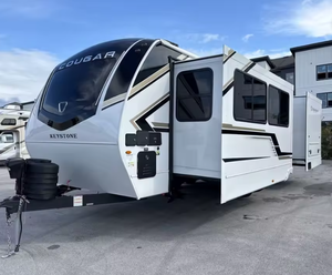 Autocaravanas y Remolques de Viaje Keystones C-o-u-g-a-r 25FKD 2025 2024 2026 - Product Image 2