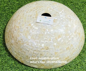 อ่างล้างหน้าเปลือกหอยมุกสีขาวและดำดีไซน์ทันสมัยหรูหราสำหรับตกแต่งบ้านจากอินเดียโดยงานฝีมือจาก RF - Product Image 3