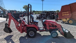 Hot And Ready GC1720 Massey Ferguson GC1720 Tractor con cargador y retroexcavadora Precio más vendido - Product Image 3