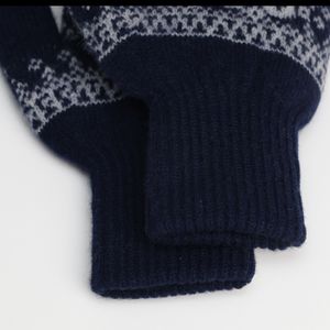 Gants d'hiver unisexes de la marine, mitaines de Noël, design flocon de neige, thermique, écologique, tricoté en cachemire de Mongolie biologique - Product Image 3