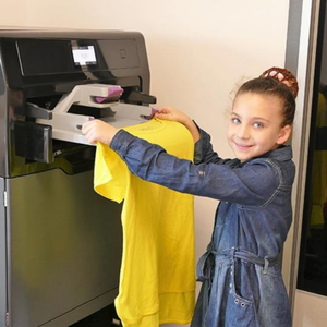 เครื่องพับผ้าอัตโนมัติ Foldimate: ปฏิวัติการซักผ้าที่บ้านด้วยการพับผ้าอย่างง่ายดาย - Product Image 2