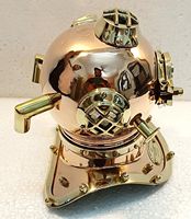 Catégories de produits Élégant casque de plongeurs artisanal en acier et en laiton avec finition en cuivre et artisanat en métal avec verre