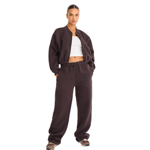 Conjuntos de ropa deportiva de invierno unisex con gráficos de Paneles sólidos impresos Nuevo chándal de moda personalizado para mujer - Product Image 1