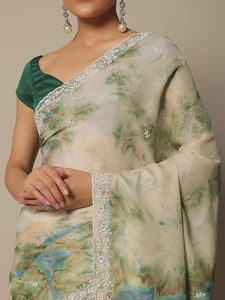 ชุดส่าหรีสำหรับงานแต่งงานสไตล์ปาร์ตี้สำหรับผู้หญิงจาก Trendmalls ทรงปกติ พร้อมเสื้อผ้าแบบยังไม่ได้เย็บติด (K1137-สีเขียว) - Product Image 3