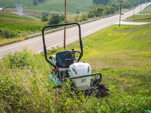 new Orec Rabbit 42" 2WD RM882 Industrial/DIY Grade Lawn Mower 5.5HP 26IN 1800W 4-stroke <b>Engine</b> 2-stroke Feature 26IN Grass Box - Product Image 2