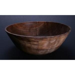 Grand bol de service en bois avec une surface naturelle lisse idéal pour servir des salades fraîches, des fruits et des collations lors de rassemblements - Product Image 6
