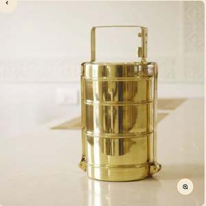 Boîte à lunch Tiffin en laiton méticuleusement fabriquée Appareil ménager jetable - Product Image 3