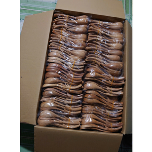 Cuillères en bois sculptées à la main: artisanat vietnamien de luxe de qualité supérieure, vente en gros et exportation prête pour 2025 - Product Image 4