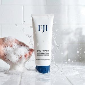 Gel Douche OEM Personnalisable Produit Lavant pour les Mains - Product Image 1