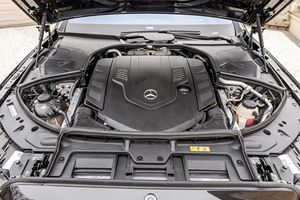 รถยนต์เมอร์เซเดส-เบนซ์ S580 4Matic ปี 2022 สภาพดี ไมล์ 3900 กม. เครื่องยนต์ 496 แรงม้า Twin-Turbo V8 AMG Line - Product Image 6
