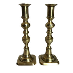 Venta al por mayor de iluminación decorativa para el hogar portavelas soporte de vela último portavelas decorativo de metal con chapado en oro al mejor precio - Product Image 2