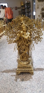 Lord Krishna en laiton de meilleure qualité pour la décoration intérieure Krishna Idol disponible à bon prix auprès de l'exportateur indien - Product Image 2