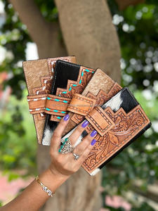 Cartera de cuero con pelo en piel oculta, cartera tallada a mano occidental, tarjetas de cuero talladas con herramientas Vintage, regalos de billetera en efectivo - Product Image 4