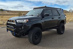 Toyota 4Runner TRD Pro 2019 Usada, 1 Dueño, Motor V6, Tracción en las 4 Ruedas, Diferencial Trasero con Bloqueo, Modificaciones Todoterreno - Product Image 2