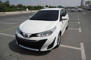 Yaris XLE 2020-2022 Usado Barato, Tracción en las Cuatro Ruedas, Asientos de Cuero, ACC, Hatchback, Automático, Cámara de 360°, Luces LED, Pantalla Táctil Panorámica - Product Image 4