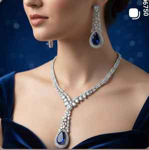 ชุดสร้อยคอเพชรทรงหยดน้ำแซฟไฟร์รอยัล ทำจากพลอยแซฟไฟร์สีน้ำเงินทรงหยดน้ำคุณภาพพรีเมียม ผลิตด้วยมือโดยช่างฝีมือผู้เชี่ยวชาญ - Product Image 1