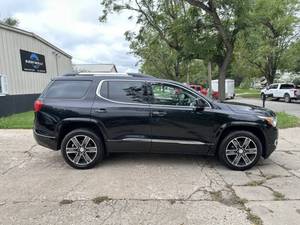 Autos usados en buen estado a la venta, 2019 G M C Acadia Denali 4x4 Denali 4dr SUV - Product Image 4