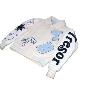 Blouson Bomber Vintage Personnalisé Hiver Style Universitaire Broderie Col Montant Manches en Polyester Style Urbain à Capuche Service OEM - Product Image 4