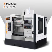Centre d'usinage vertical compact VMC640 220V 380V Haute Précision 16 Outils Machine de fraisage CNC