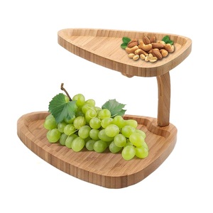 Présentoirs à gâteaux ronds en bois au design moderne et simple pour la décoration de la maison Présentoir à gâteaux de mariage et de restaurant pour un design personnalisé disponible - Product Image 6