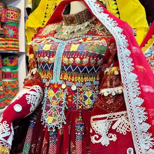 Vestido de mujer bordado tradicional afgano hecho a mano de terciopelo afgano Salwar para fiesta de boda tamaño personalizado algodón de seda en oferta $113 - Product Image 6