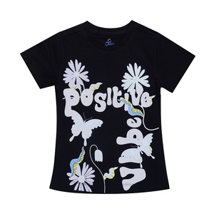 T-shirt à col rond 100% coton personnalisé pour filles disponible dans différentes méthodes et matériaux d'impression main à vendre - Product Image 2