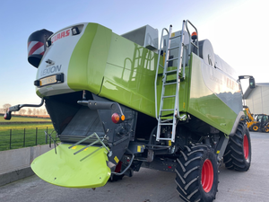 Claas Lexion 520 Combine <b>Harvester</b> 260HP Grain <b>Harvester</b> Agricultural Harvesting Machine for Sale - Product Image 5