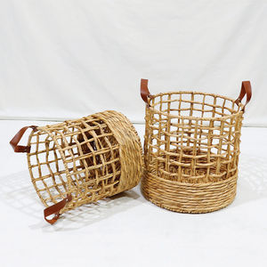 Ensemble de 2 paniers à linge en jacinthe d'eau rustique écologique fabriqués à la main par Artex Dong Thap - Product Image 3