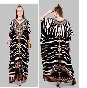 Boutique indienne Kaftan robe exclusive fantaisie Afreen dernière crêpe de polyester impression numérique femmes caftan africain avec travail de la pierre - Product Image 1