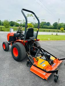 Tracteur compact Kubota B2650 avec tondeuse à vendre - Product Image 2