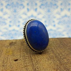 Bague bohème artisanale en argent Sterling 925 avec pierres précieuses, énorme lapis-lazuli naturel, fil torsadé, coupe ovale pour mariage - Product Image 1