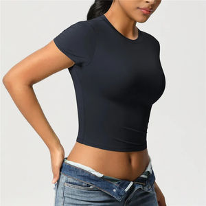 Top corto informal y cómodo para mujer de uso de verano a la venta 2025 Top corto para mujer a la venta de alta calidad - Product Image 5