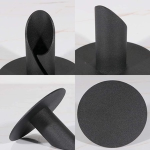 Le bougeoir en métal fini mat de conception minimaliste tient la décoration à la maison durable pour l'approvisionnement en éclairage de table - Product Image 6