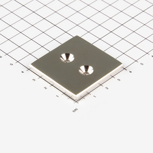 Magnete a blocco in neodimio 40x40x4mm con svasatura conica - Product Image 1