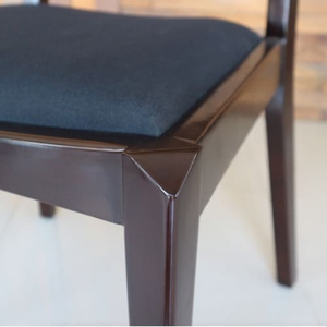 Ensemble de salle à manger moderne et durable en bois, 5 pièces, table rectangulaire et chaises, design minimaliste pour la maison et l'hôtel - Product Image 6