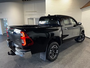 2025 for Hilux SUV for Sale-Gas/Petrol <b>Panoramic</b> Sunroof - Product Image 4