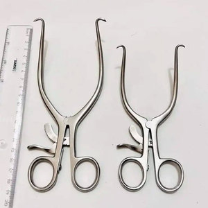 Retractor Autoestático Endo Tech de 3.5 Pulgadas con Punta Afilada, Instrumento Quirúrgico Veterinario de Acero Inoxidable Clase I Manual CE - Product Image 2