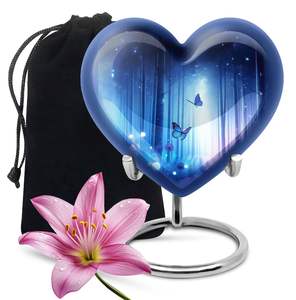 Urne papillon de forêt bleue en forme de coeur pour cendres souvenir commémoratif pour cendres de crémation urne moderne décorative unique fabriquée à la main - Product Image 6