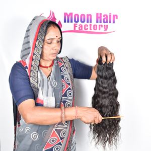 Cheveux indiens de qualité supérieure, très demandés, 36 pouces, doux et soyeux, texture rebondissante, 1 paquet pour les salons de coiffure, en vente - Product Image 6