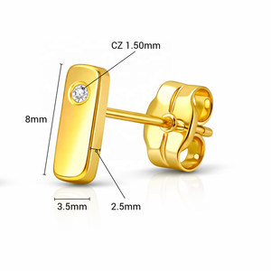 Boucles d'oreilles clous JJ BRAVO en or jaune 14 carats, serties de zircone cubique, design géométrique rectangulaire, style minimaliste - Product Image 3