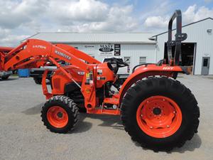 Tractor de ruedas KUBOTA LA764 usado - Product Image 2