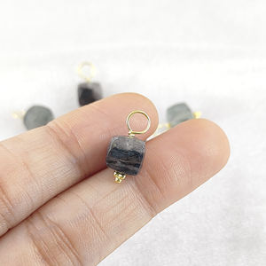 Abalorio de piedras preciosas de cubo de Plata de Ley 925 para COLLAR COLGANTE de cubo de lujo semiprecioso para mujer - Product Image 5