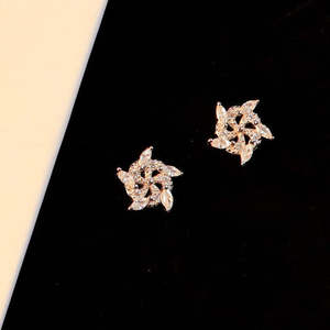 Boucles d'oreilles clous géométriques en perles, argent 925, design classique, pour fiançailles, mariage, fête, cadeau - Product Image 2
