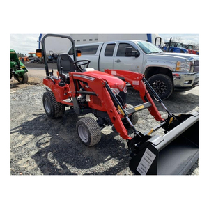 Massey Ferguson GC1725M machine agricole avancée sous-compacte pour la préparation du sol fauchage jardinage aménagement paysager - Product Image 3