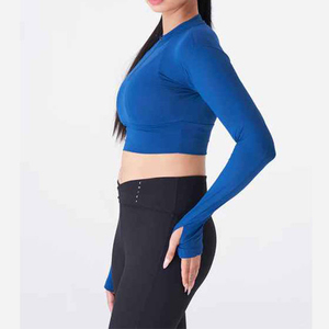 เสื้อยืดครอปสำหรับผู้หญิงเสื้อครอปผ้าฝ้ายธรรมดา - Product Image 2