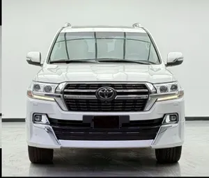 Toyota Land Cruiser VXR V8 5.7L V8 2021 Usado en Buen Estado, Equipamiento Completo - Product Image 6