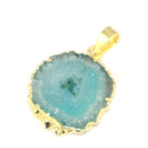 Vintage Design Solar Quartz Stone Fancy Shape 22K Electroplated Pendant Brass Metal Fashionable Jewelry for Women Wholesale Bulk - Product Image 2
