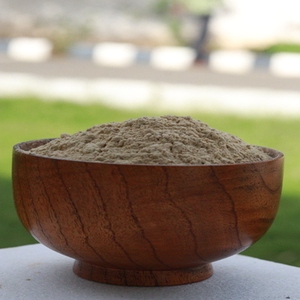 Polvo de Ashwagandha orgánico, cultivado salvaje, envasado al vacío y saludable, Exportación de la calidad certificada de India, suministro OEM - Product Image 1