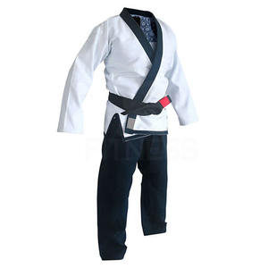 Uniforme de Taekwondo de haute qualité pour adultes, confortable et durable, respirant et en promotion, style WTF unisexe pour l'entraînement aux arts martiaux - Product Image 4